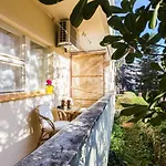 아파트 Lavender Apt. W. Balcony In Old Town