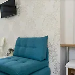 아파트 Lavender Apt. W. Balcony In Old Town *