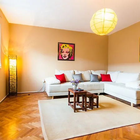 Lavender Apt. W. Balcony In Old Town 자다르