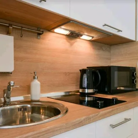 Lavender Apt. W. Balcony In Old Town 자다르