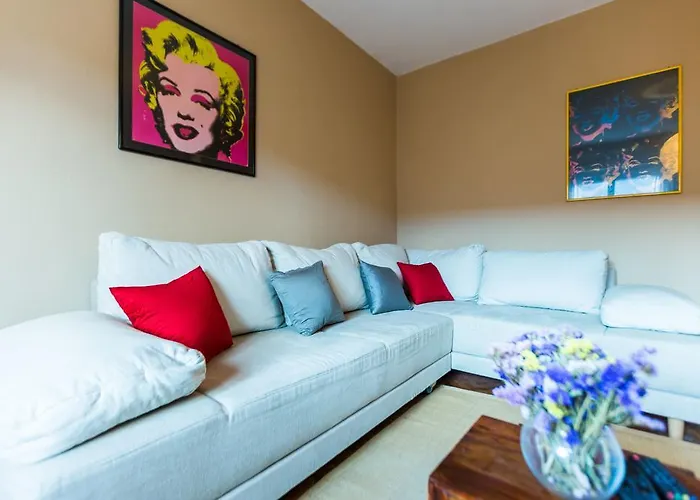 Lavender Apt. W. Balcony In Old Town Διαμέρισμα *