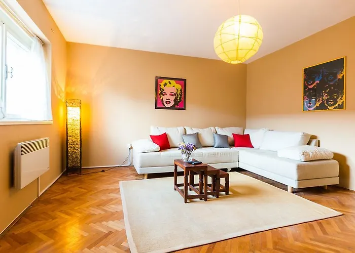 Lavender Apt. W. Balcony In Old Town Zadar