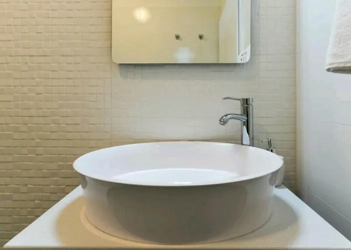 Lavender Apt. W. Balcony In Old Town Apartman Zadar