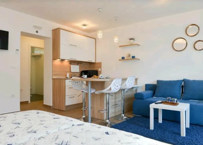 Apartmán Lavender Apt. W. Balcony In Old Town *